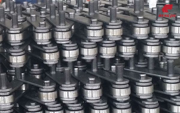 Long Pitch Roller Chains